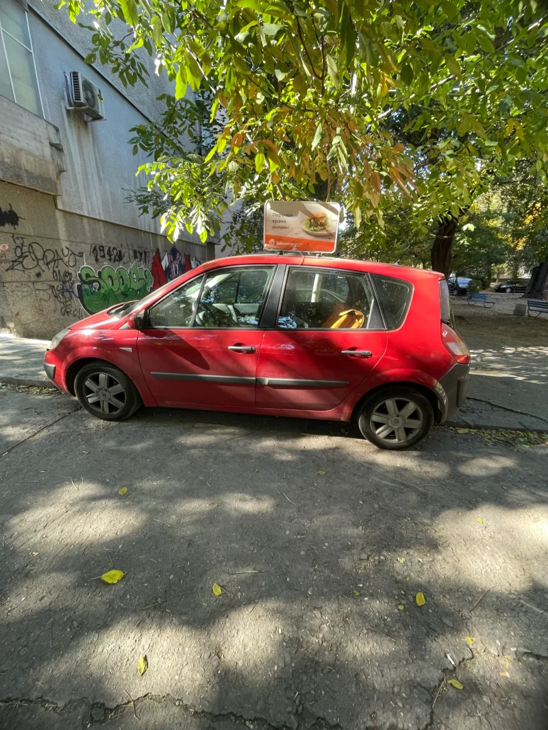 Renault Scenic, снимка 1 - Автомобили и джипове - 47648995