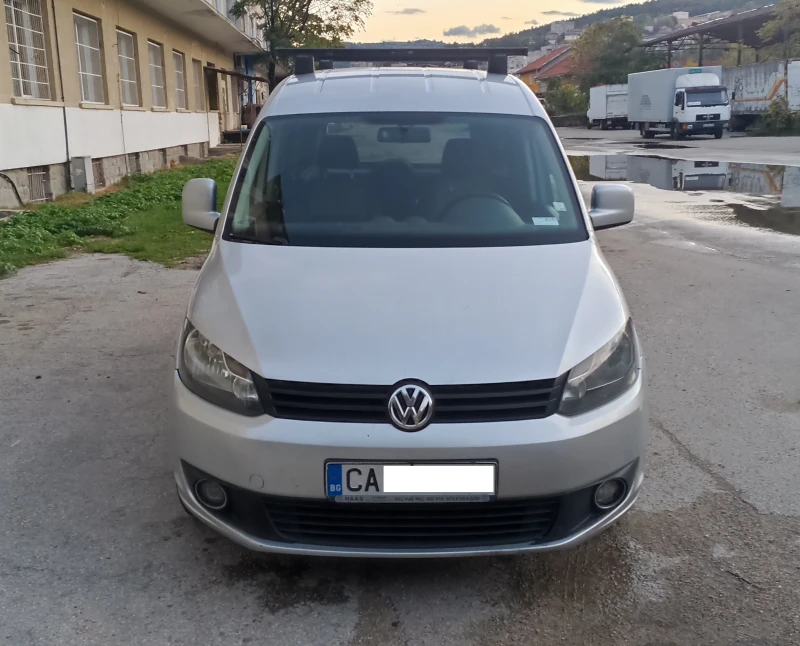 VW Caddy 1, 6 TDI, снимка 1 - Автомобили и джипове - 47937361