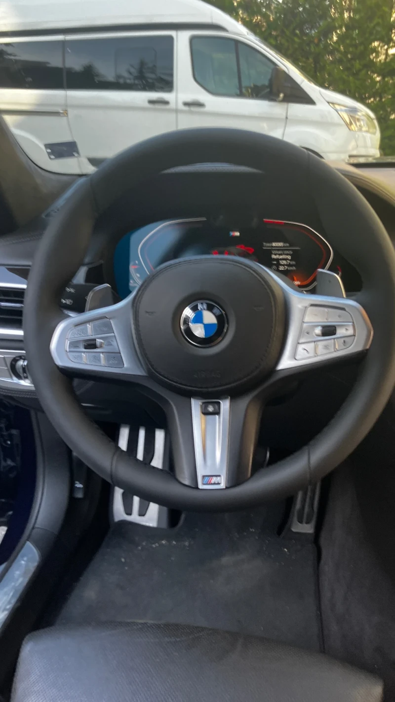 BMW 750 Уникат, Full, Massage, Bower & Wilkins , снимка 14 - Автомобили и джипове - 52350061