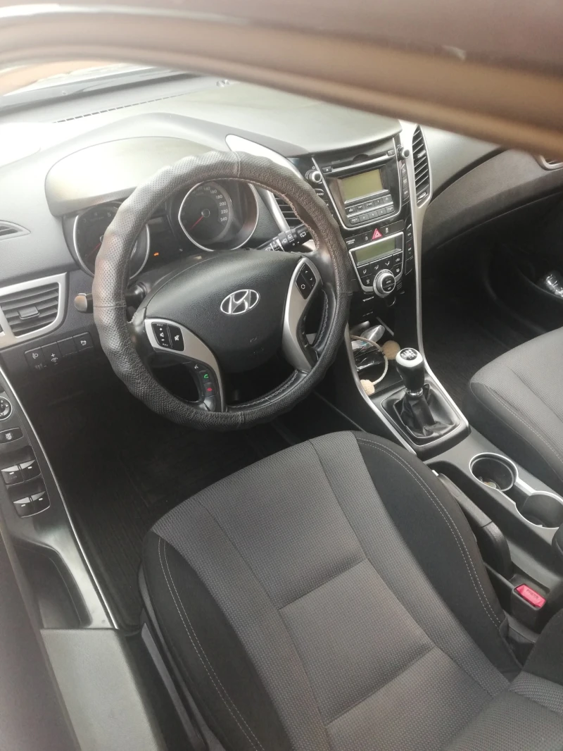 Hyundai I30 1.4 ГАЗ, снимка 8 - Автомобили и джипове - 51567579