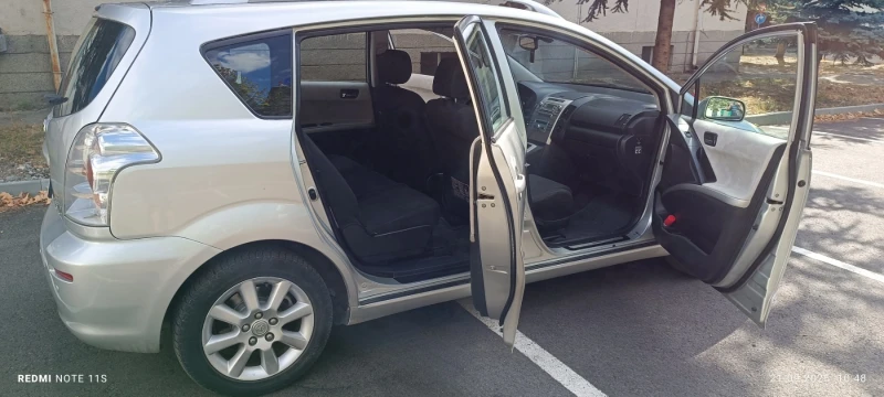 Toyota Corolla verso, снимка 2 - Автомобили и джипове - 51791145