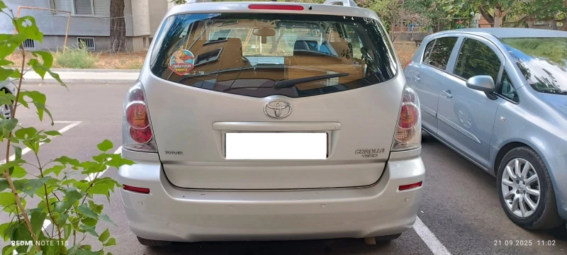 Toyota Corolla verso, снимка 7 - Автомобили и джипове - 51791145