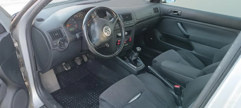 VW Golf, снимка 14 - Автомобили и джипове - 52570866