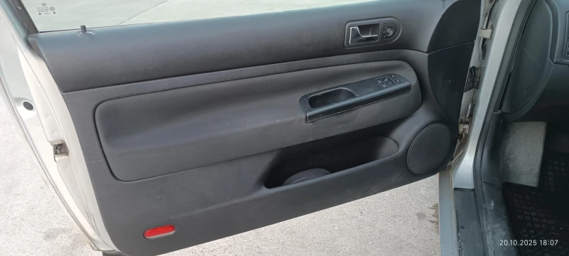 VW Golf, снимка 15 - Автомобили и джипове - 52570866