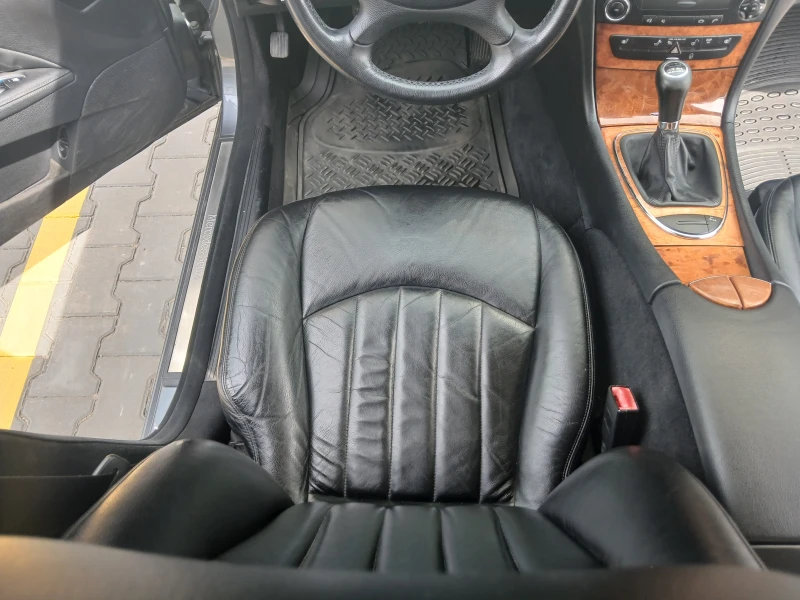 Mercedes-Benz E 280, снимка 10 - Автомобили и джипове - 52428495