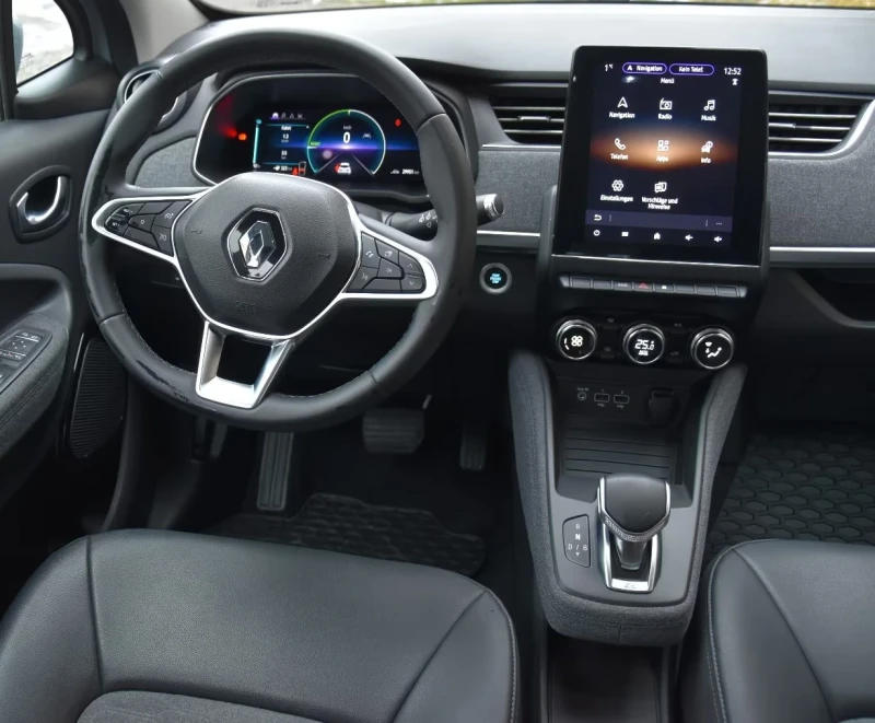 Renault Zoe 52kWh_Intense_CCS_135hp_29хил.км_Full екстри_гаран, снимка 7 - Автомобили и джипове - 52583487