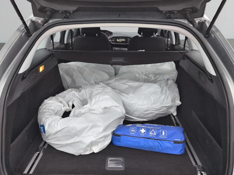 Peugeot 308 ALLURE 1.6 HDi /120 BVA6 E6B // 1510R07, снимка 12 - Автомобили и джипове - 53021242