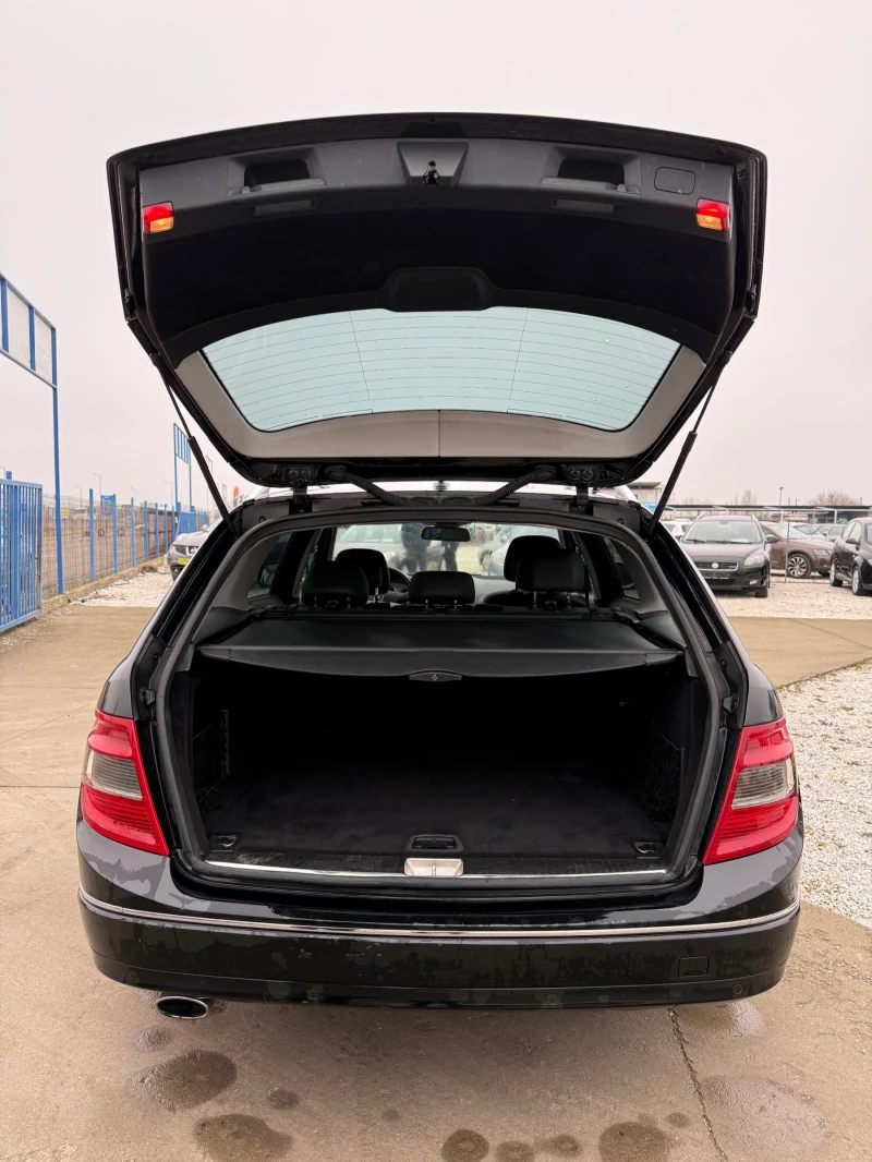 Mercedes-Benz C 220  CDI, снимка 13 - Автомобили и джипове - 53229453