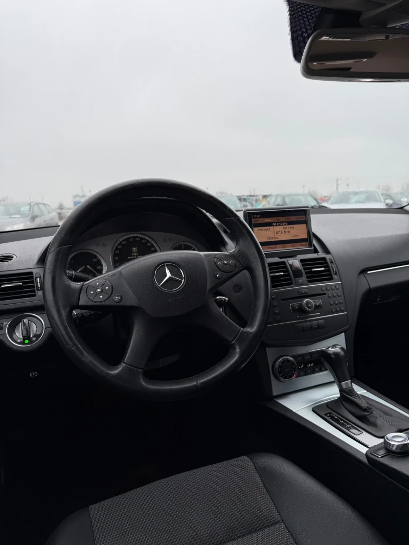 Mercedes-Benz C 220  CDI, снимка 10 - Автомобили и джипове - 53229453