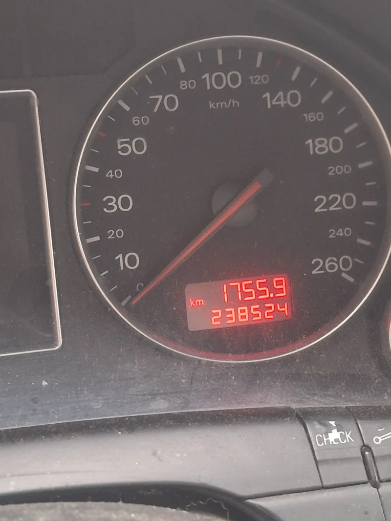 Audi A4, снимка 7 - Автомобили и джипове - 53413226