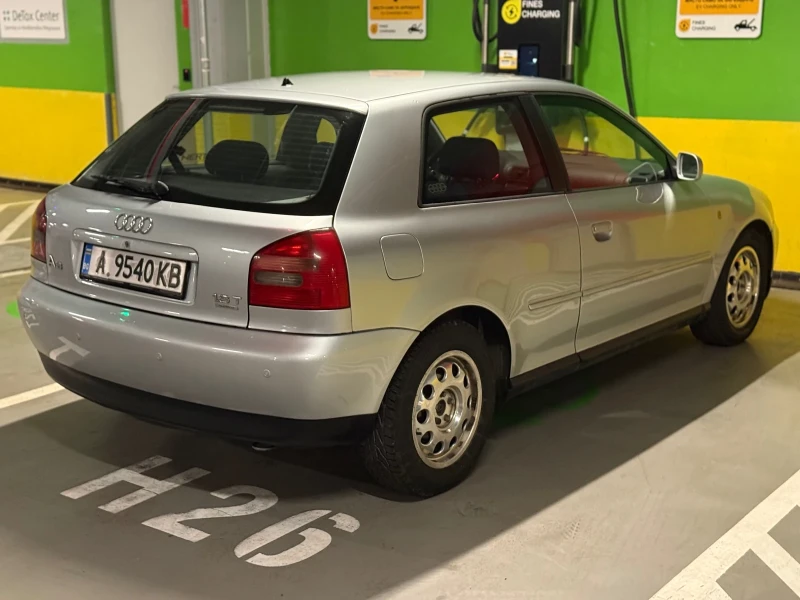 Audi A3 1.8T QUATTRO 185 000км СЕРВИЗНА ИСТОРИЯ КАСКО, снимка 5 - Автомобили и джипове - 53428140