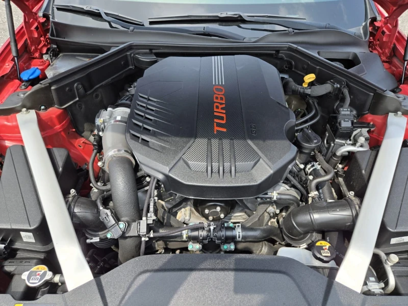 Kia Stinger 3.3 Turbo AWD GT2, снимка 11 - Автомобили и джипове - 53451495