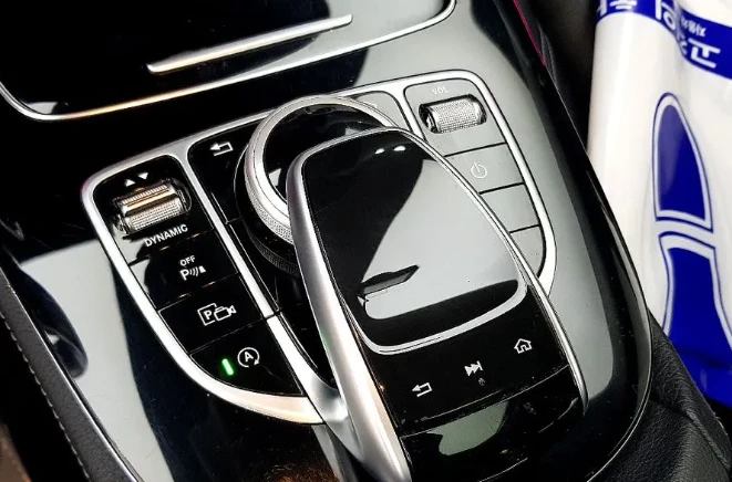 Mercedes-Benz E 220 E220d 4MATIC, снимка 12 - Автомобили и джипове - 52751292