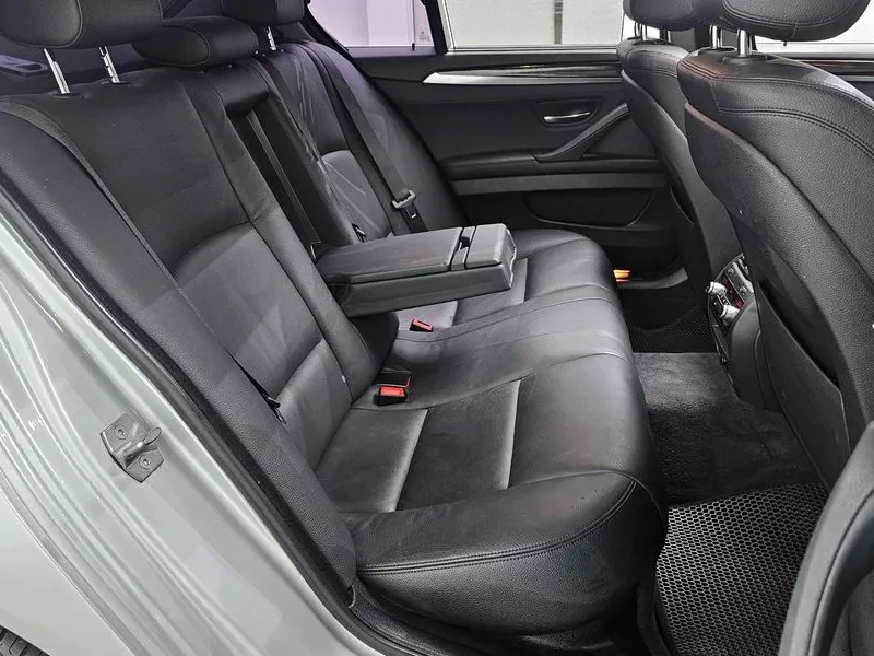 BMW 520, снимка 12 - Автомобили и джипове - 52812525