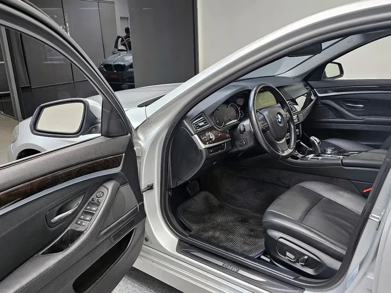 BMW 520  - изображение 10