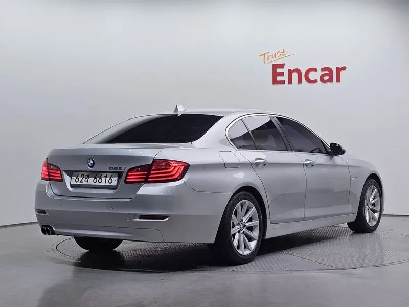 BMW 520  - изображение 2