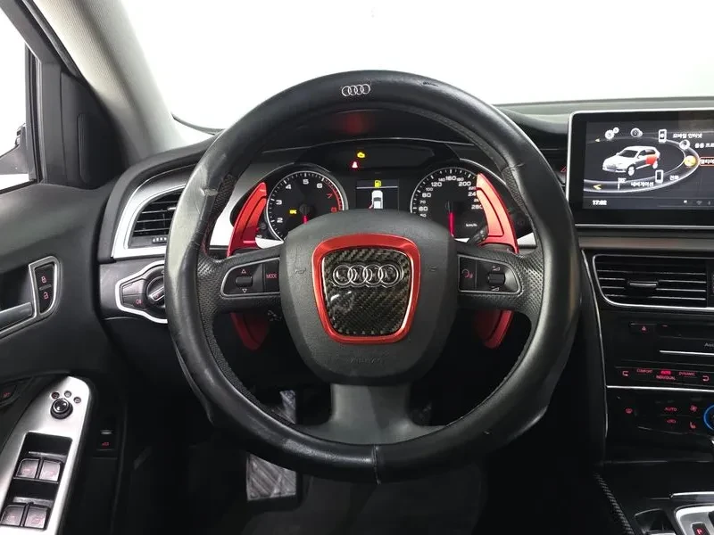 Audi A4 2.0 TFSI Quattro, снимка 13 - Автомобили и джипове - 54550837