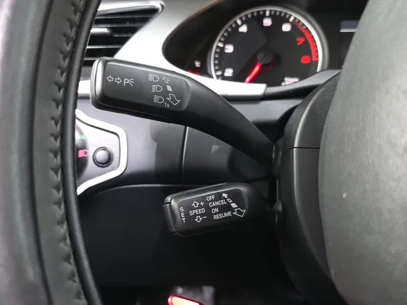 Audi A4 2.0 TFSI Quattro, снимка 17 - Автомобили и джипове - 54550837