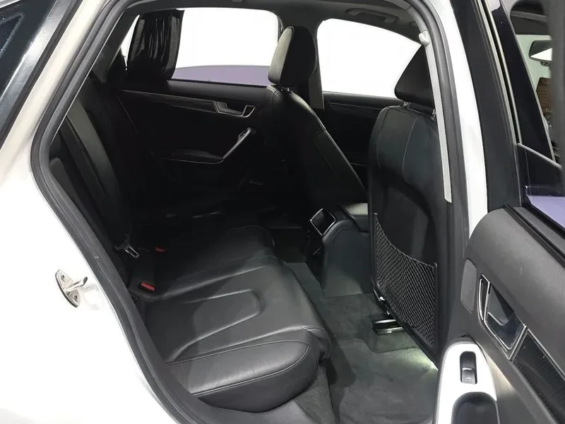 Audi A4 2.0 TFSI Quattro, снимка 12 - Автомобили и джипове - 54550837