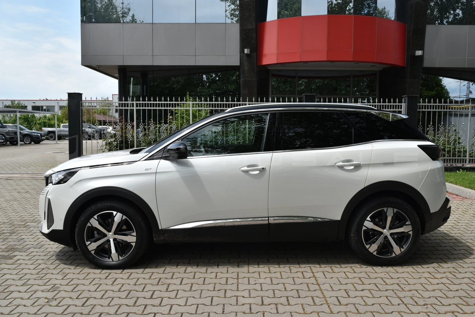 Peugeot 3008 GT*Camera*Pano*Full Led*18* - изображение 3