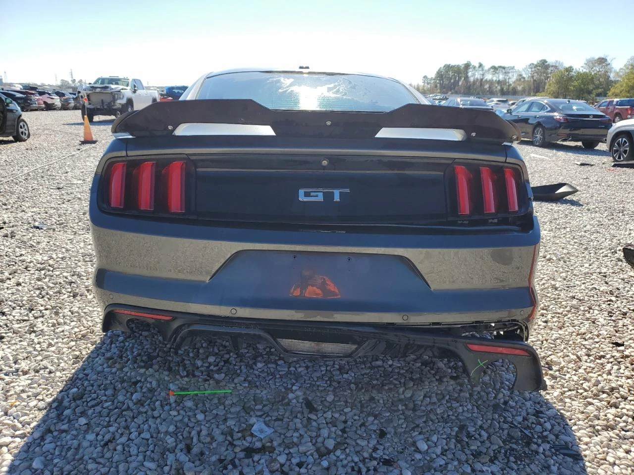 Ford Mustang GT*  - изображение 5