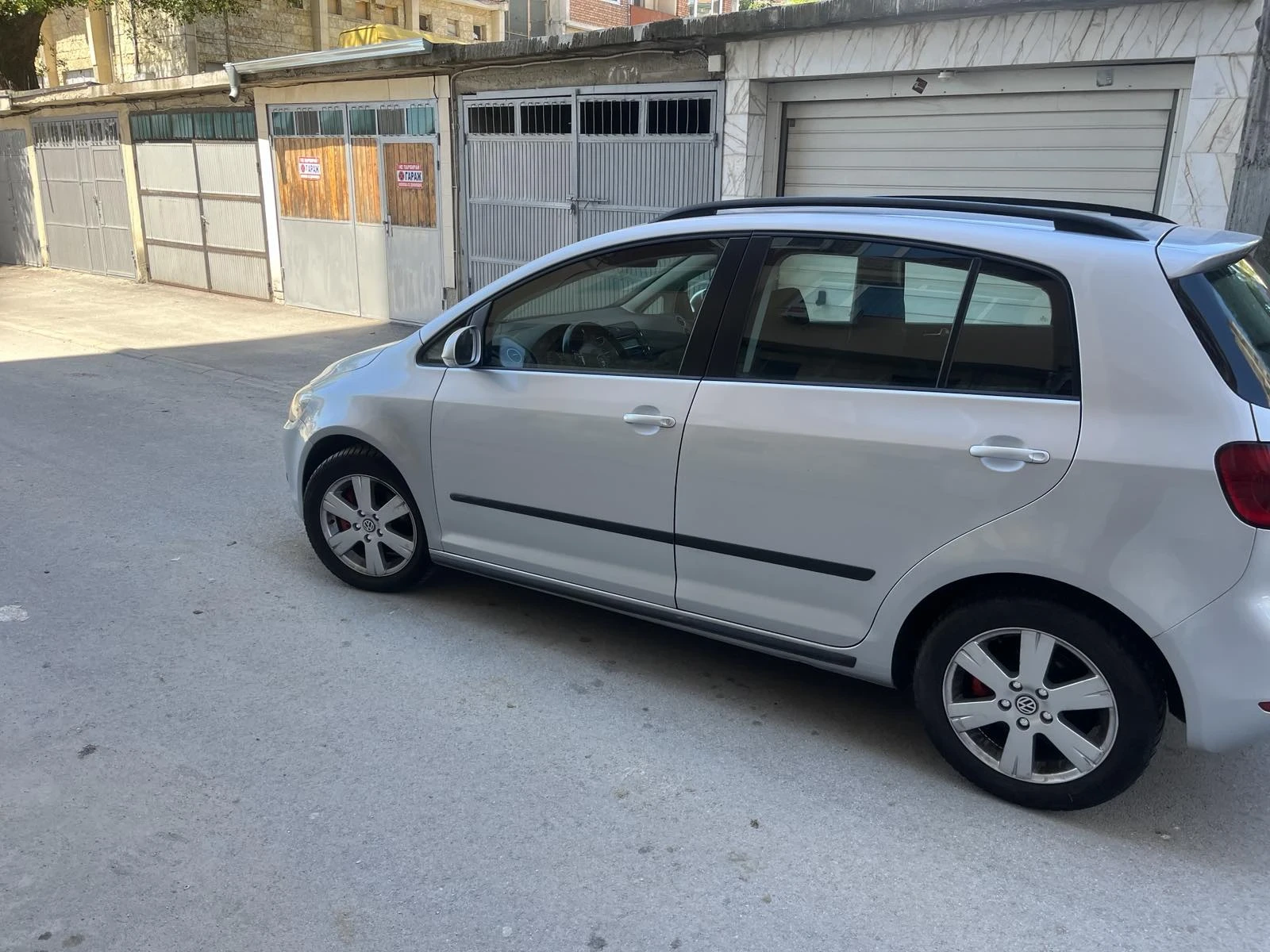 VW Golf Plus 1.6TDI - изображение 10