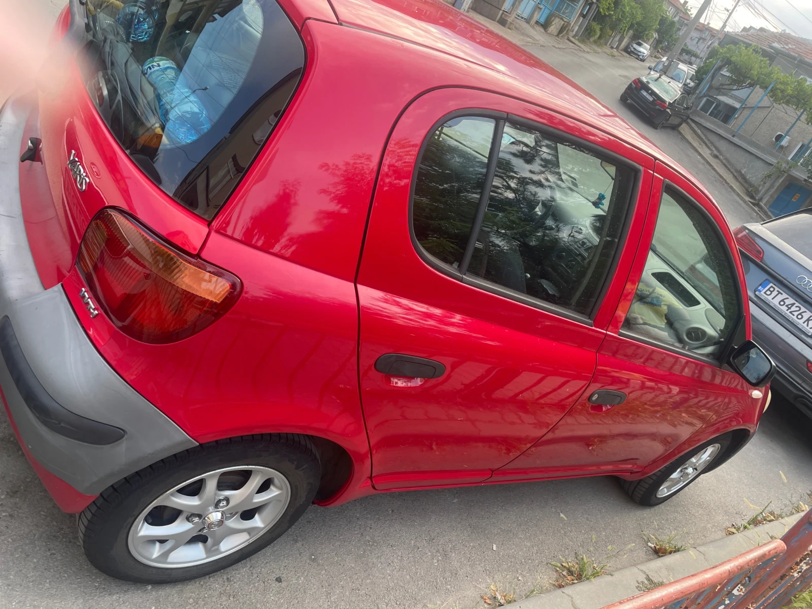 Toyota Yaris  - изображение 4