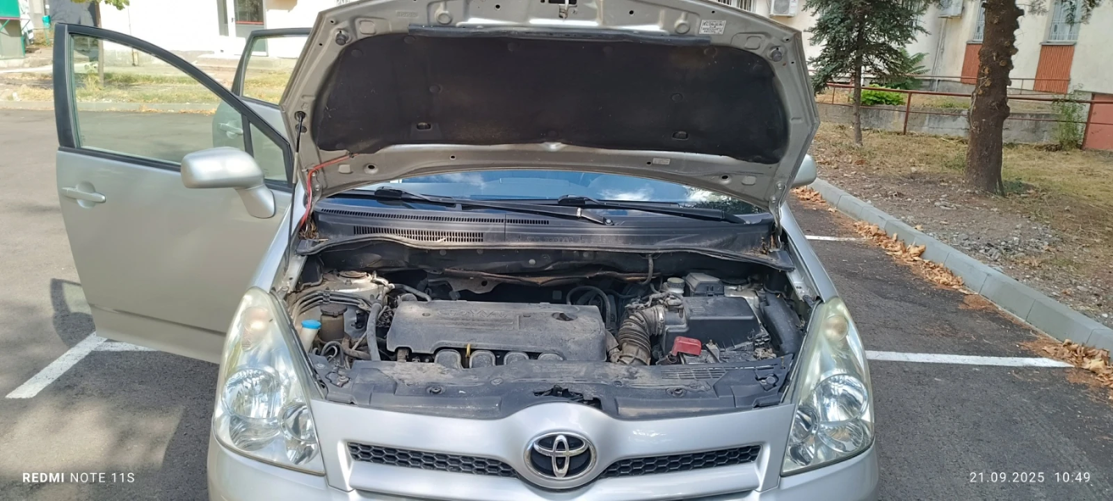 Toyota Corolla verso  - изображение 8
