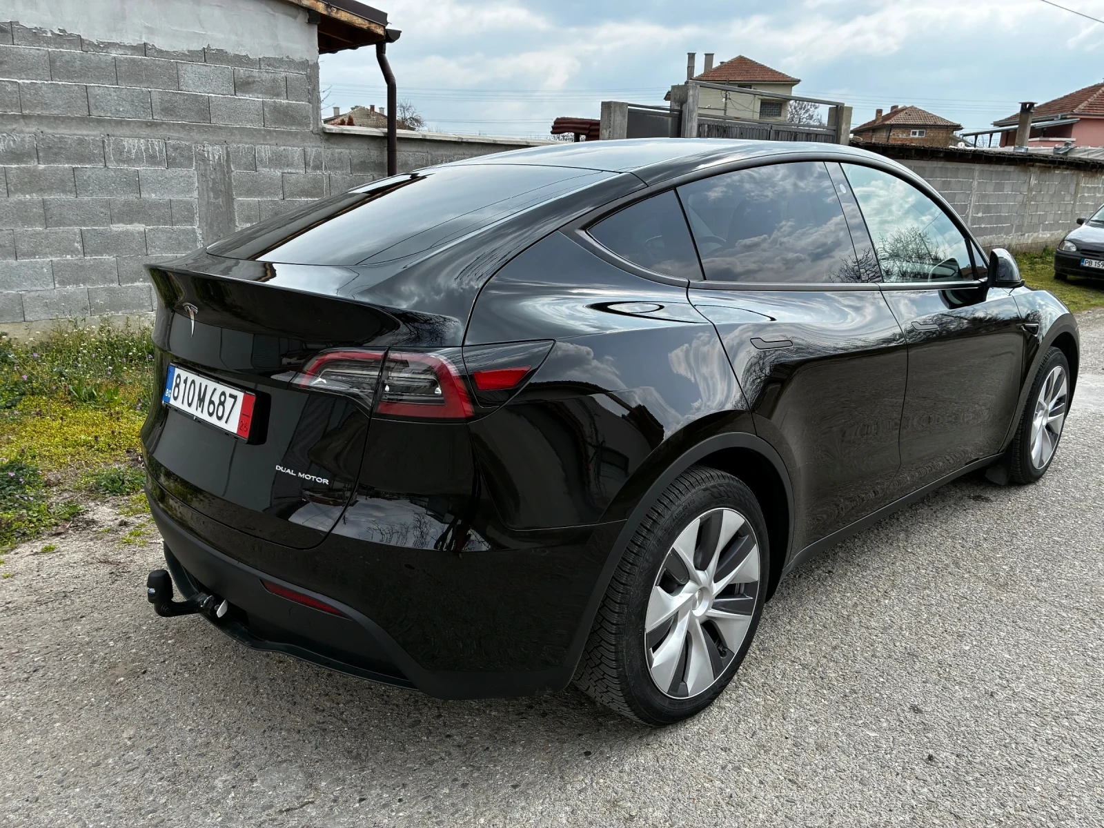 Tesla Model Y Long range новата батерия, снимка 3 - Автомобили и джипове - 52934986