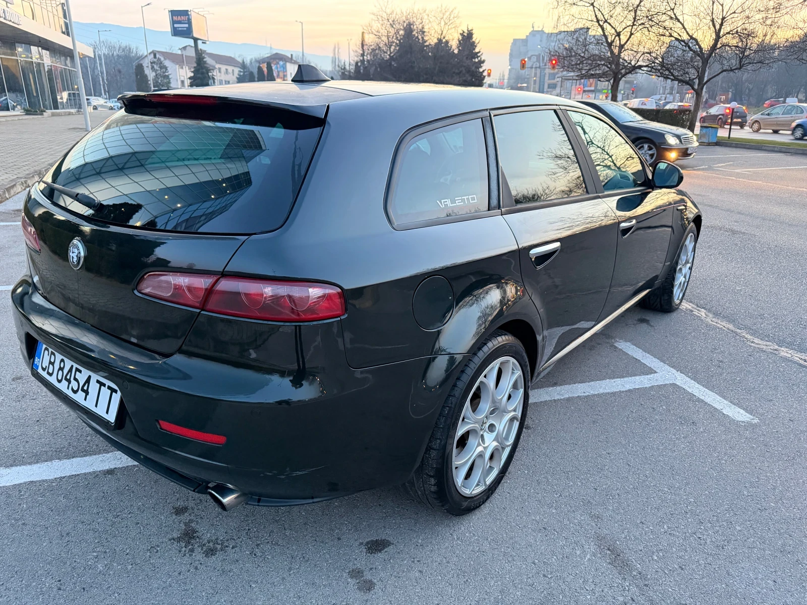 Alfa Romeo 159 sportwagon 2.4 JTD Автомат 200к.с - изображение 6