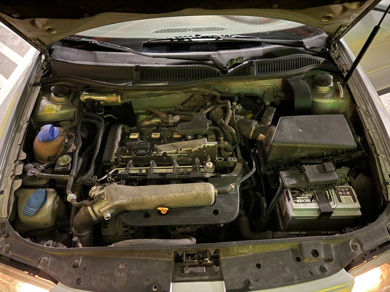 Audi A3 1.8T QUATTRO 185 000км СЕРВИЗНА ИСТОРИЯ КАСКО, снимка 15 - Автомобили и джипове - 53734158