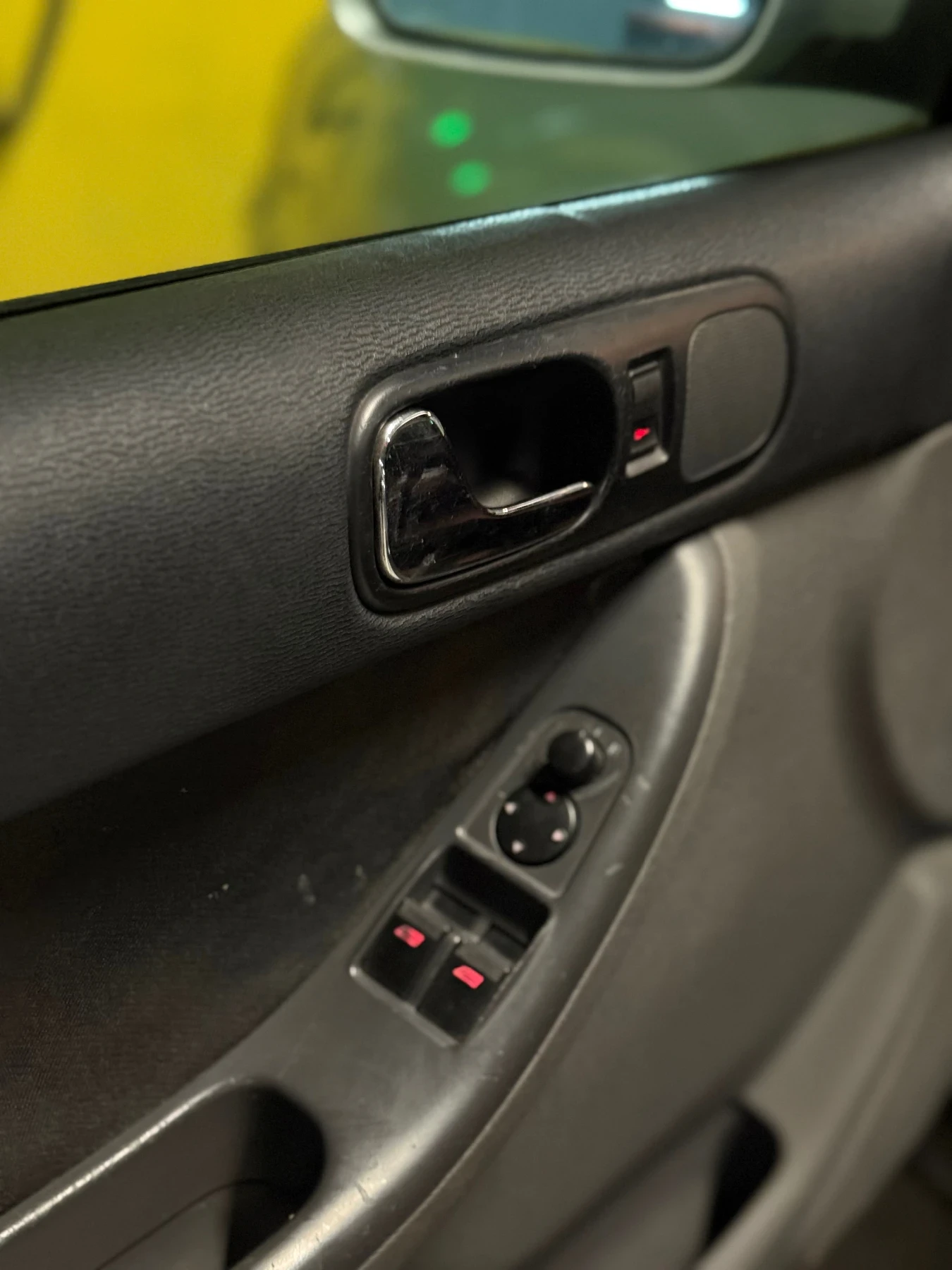 Audi A3 1.8T QUATTRO 185 000км СЕРВИЗНА ИСТОРИЯ КАСКО, снимка 17 - Автомобили и джипове - 53734158