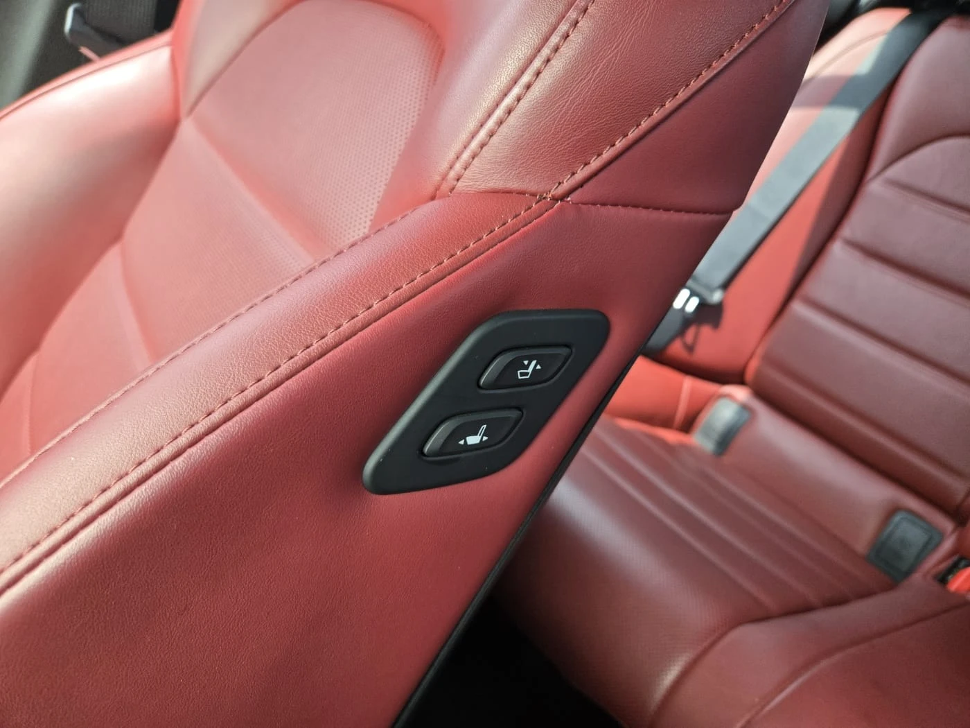 Kia Stinger 3.3 Turbo AWD GT2 | Mobile.bg � ����������� 12