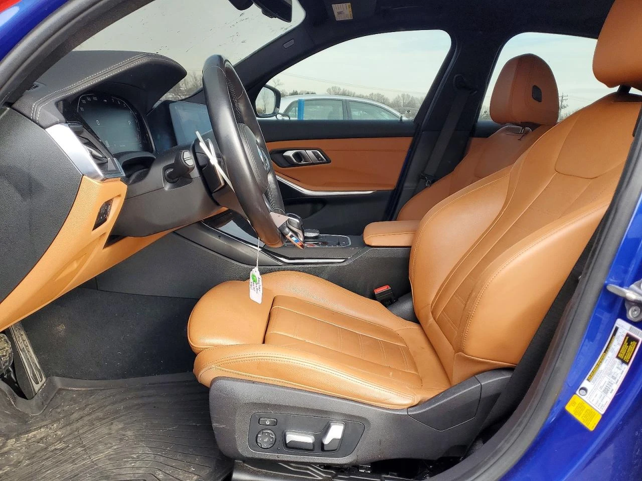 BMW 330 2.0l I, снимка 7 - Автомобили и джипове - 54072450