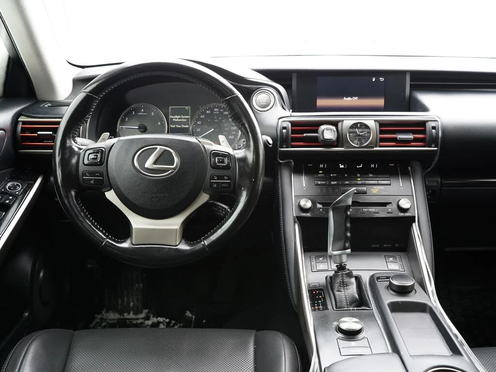 Lexus IS 300 AWD* ОБДУХВАНЕ* ПОДГРЕВ* ШИБЕДАХ* КАМЕРА, снимка 10 - Автомобили и джипове - 54372384