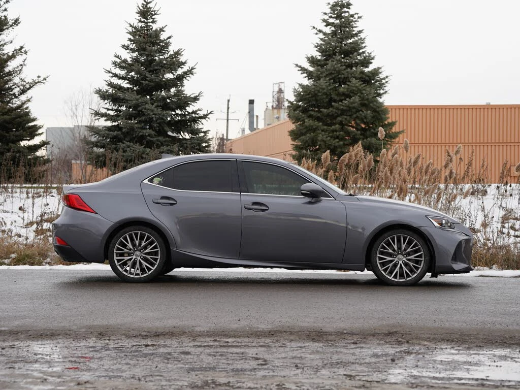 Lexus IS 300 AWD* ОБДУХВАНЕ* ПОДГРЕВ* ШИБЕДАХ* КАМЕРА, снимка 4 - Автомобили и джипове - 54372384