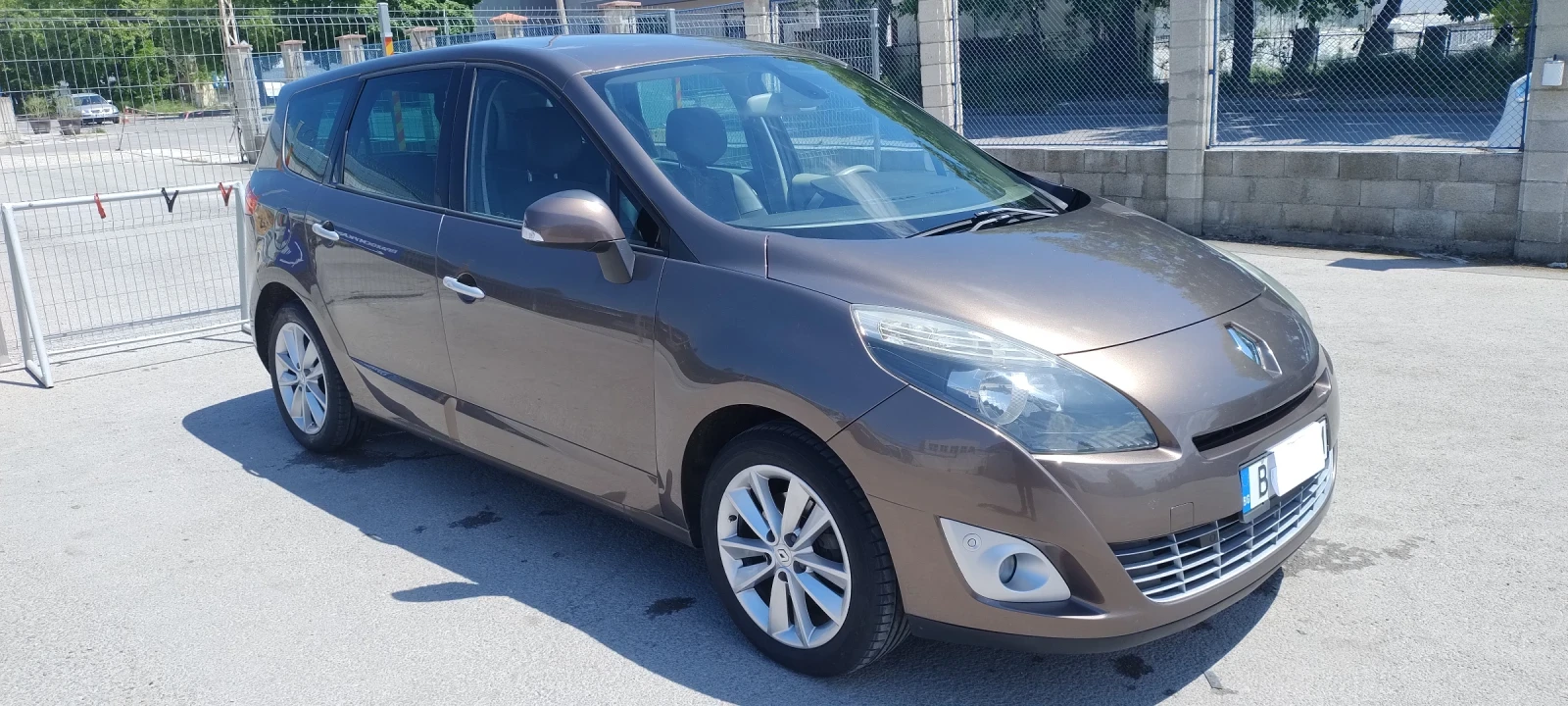 Renault Grand scenic 6+ 1 ����� | Mobile.bg � ����������� 1