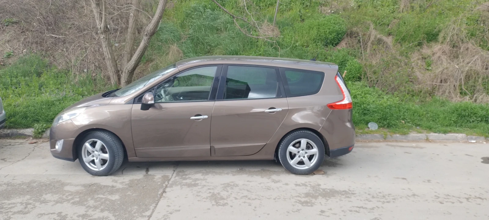 Renault Grand scenic 6+ 1 ����� | Mobile.bg � ����������� 14