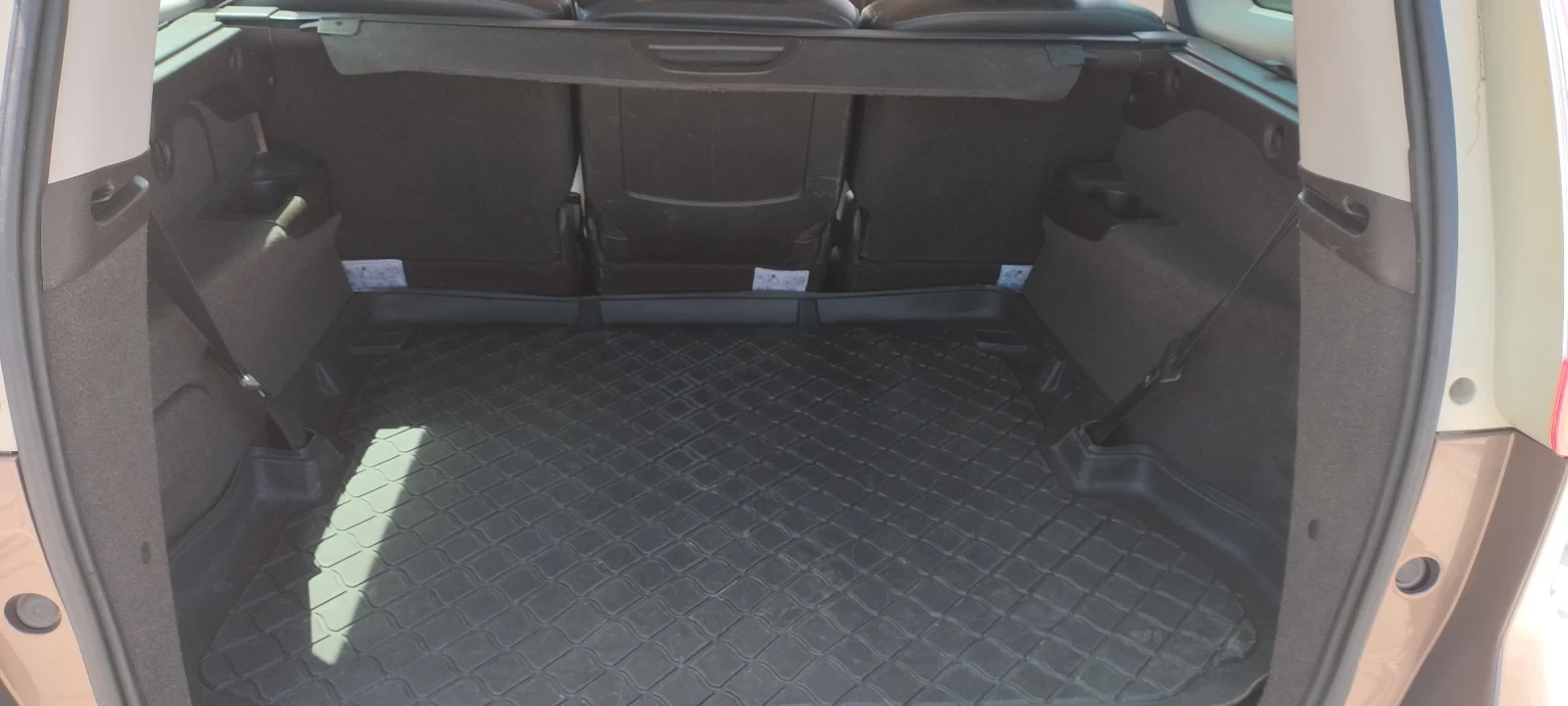 Renault Grand scenic 6+ 1 ����� | Mobile.bg � ����������� 4