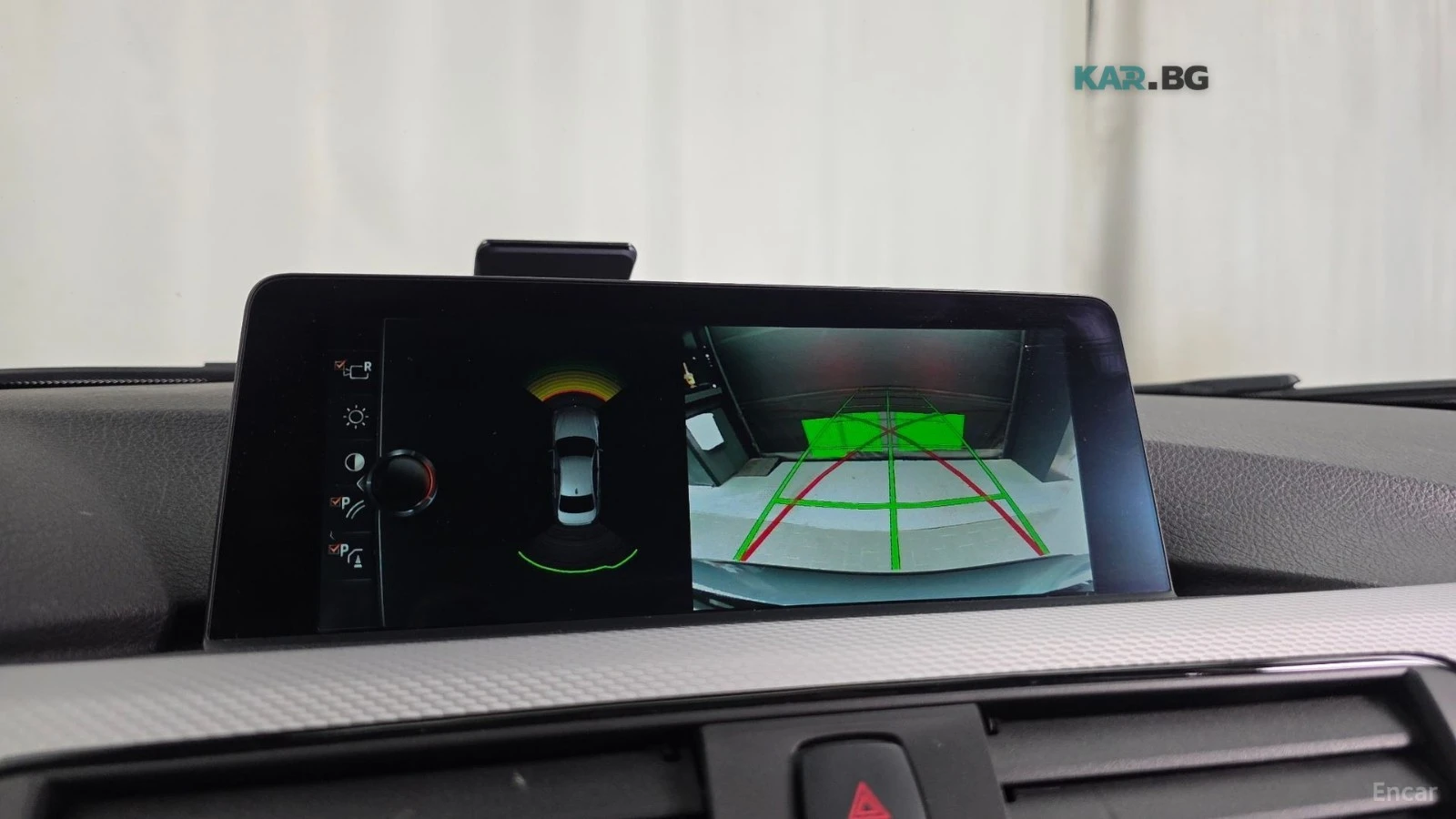BMW 330 * M PACK* 360* Ambient Light* Head-up* PANO* CAMER, снимка 15 - Автомобили и джипове - 55405809