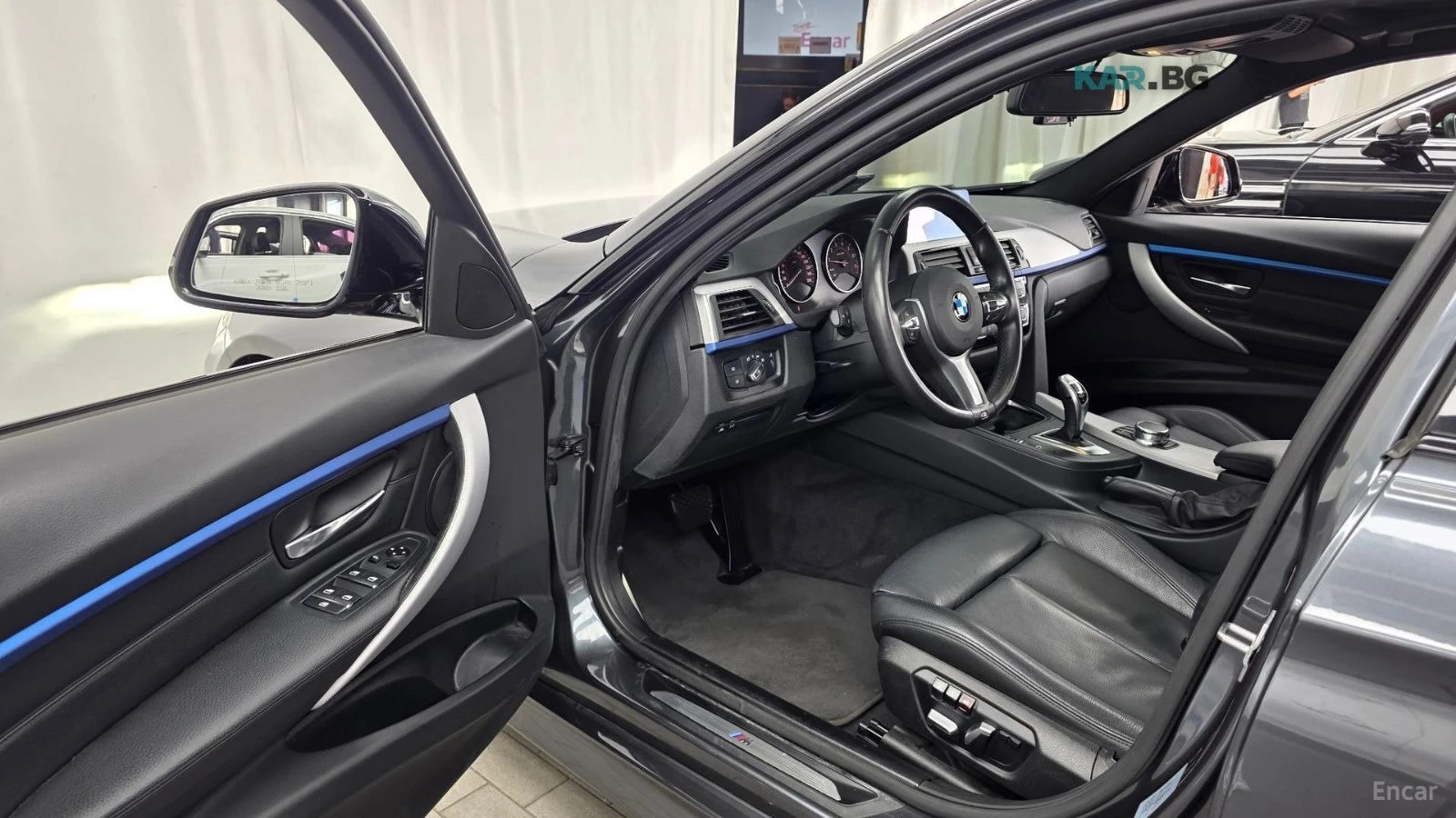 BMW 330 * M PACK* 360* Ambient Light* Head-up* PANO* CAMER, снимка 10 - Автомобили и джипове - 55405809