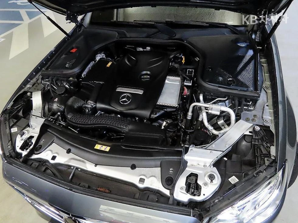 Mercedes-Benz E 300 4MATIC AMG LINE PANORAMA 360CAM O���� BURMESTER | Mobile.bg � ����������� 16