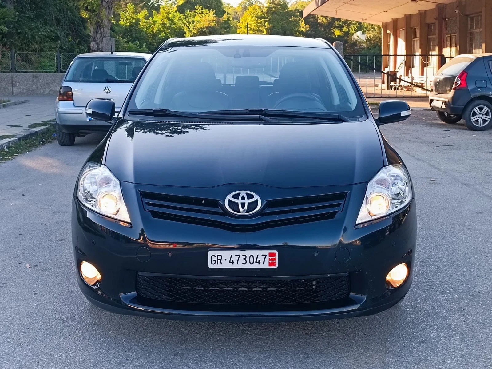 Toyota Auris 1.8i-147кс-ШВЕЙЦАРИЯ-РЪЧКА-6ск-FACELIFT-NAVI