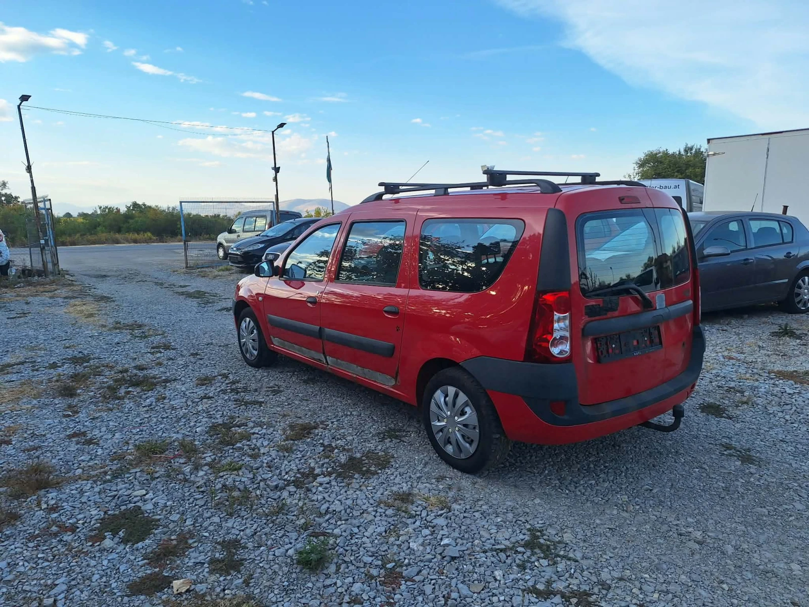 Dacia Logan 1.6i klima 7����� | Mobile.bg � ����������� 4