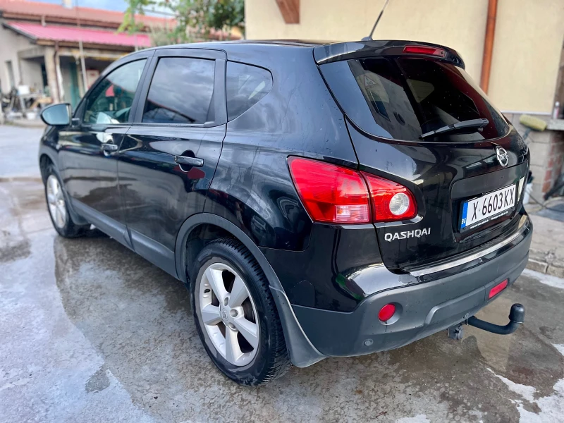 Nissan Qashqai 1.6, снимка 2 - Автомобили и джипове - 47261766