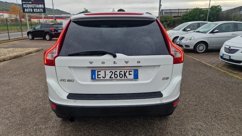 Volvo XC60 2.0D 163kc , снимка 5 - Автомобили и джипове - 48722429