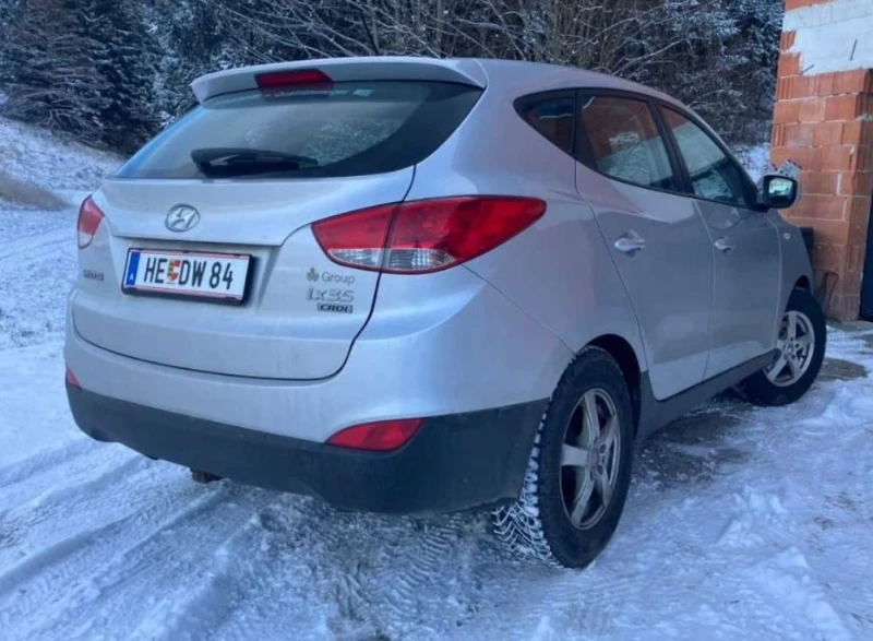 Hyundai IX35, снимка 9 - Автомобили и джипове - 49105443