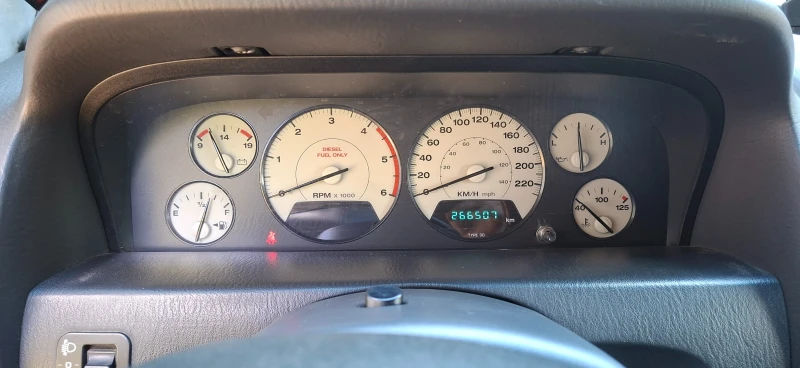 Jeep Grand cherokee WJ, снимка 16 - Автомобили и джипове - 52645609