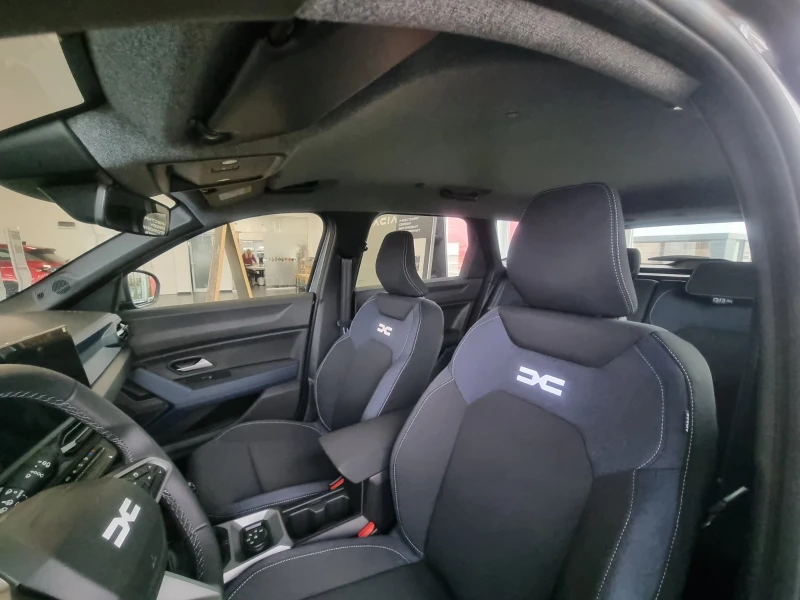 Dacia Bigster Expression TCe 130 4x4, снимка 11 - Автомобили и джипове - 53262554