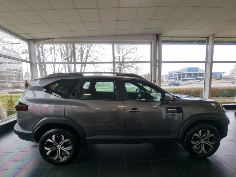 Dacia Bigster Expression TCe 130 4x4, снимка 4 - Автомобили и джипове - 53262554